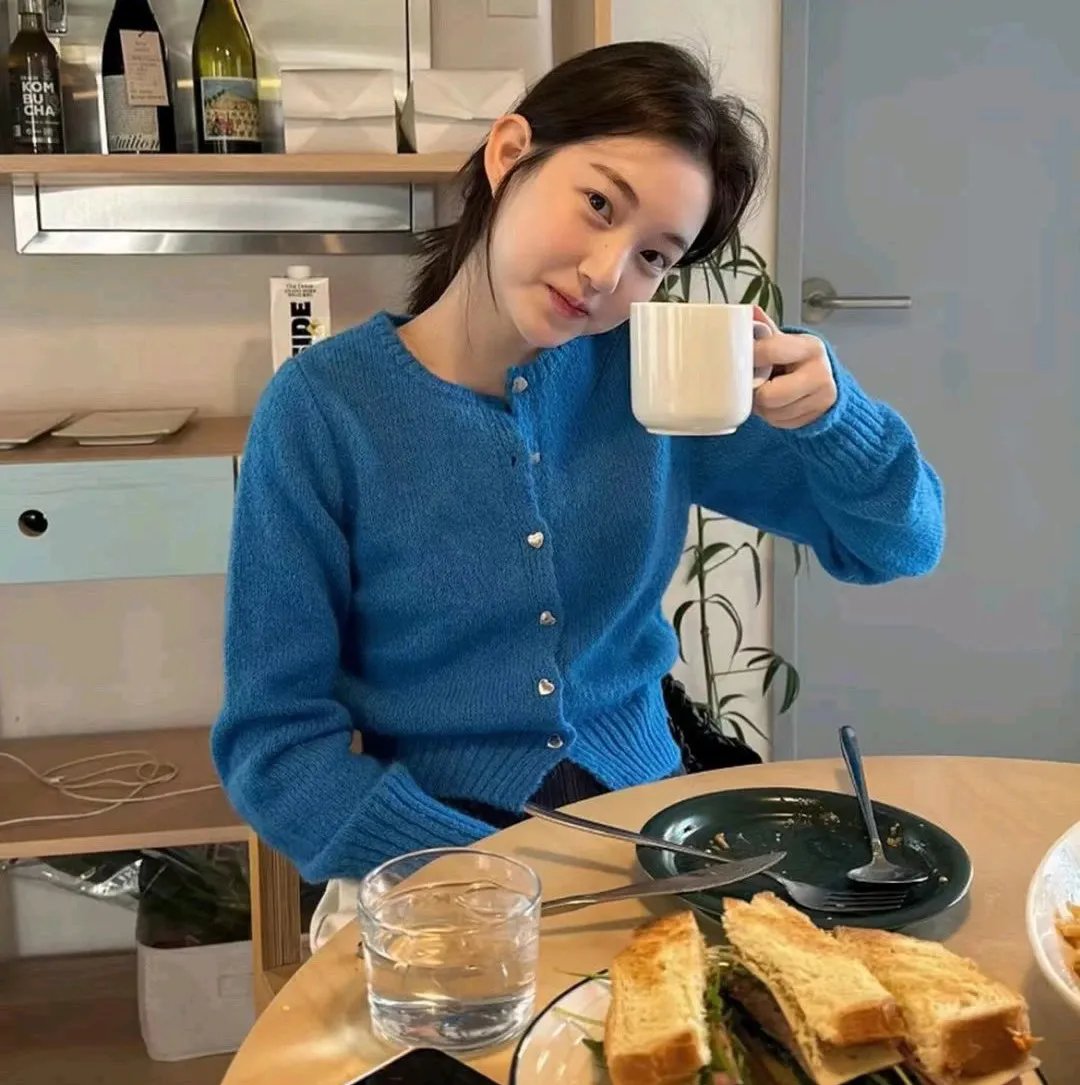 隔壁的吸血鬼美眉